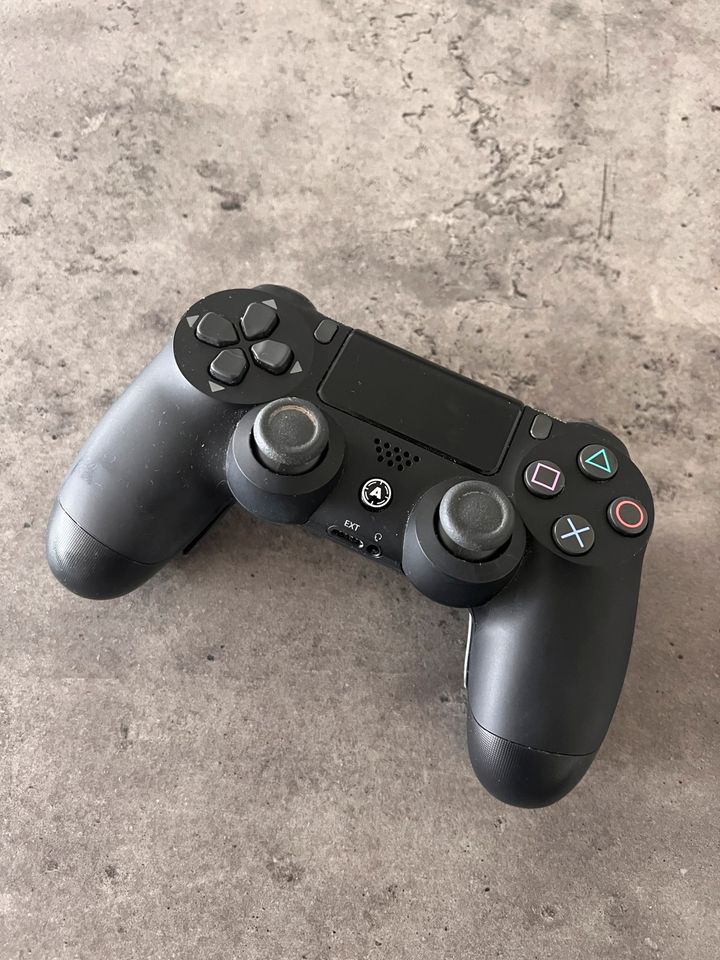 PlayStation 4 Controller mit Paddle in Wardenburg