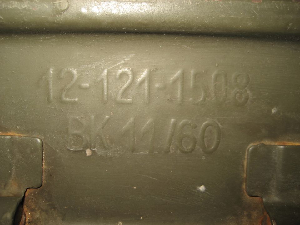 Bundeswehr, uralte Munitionskiste mit Nr. 12-121-1508, BK 11/60 in Birkenheide