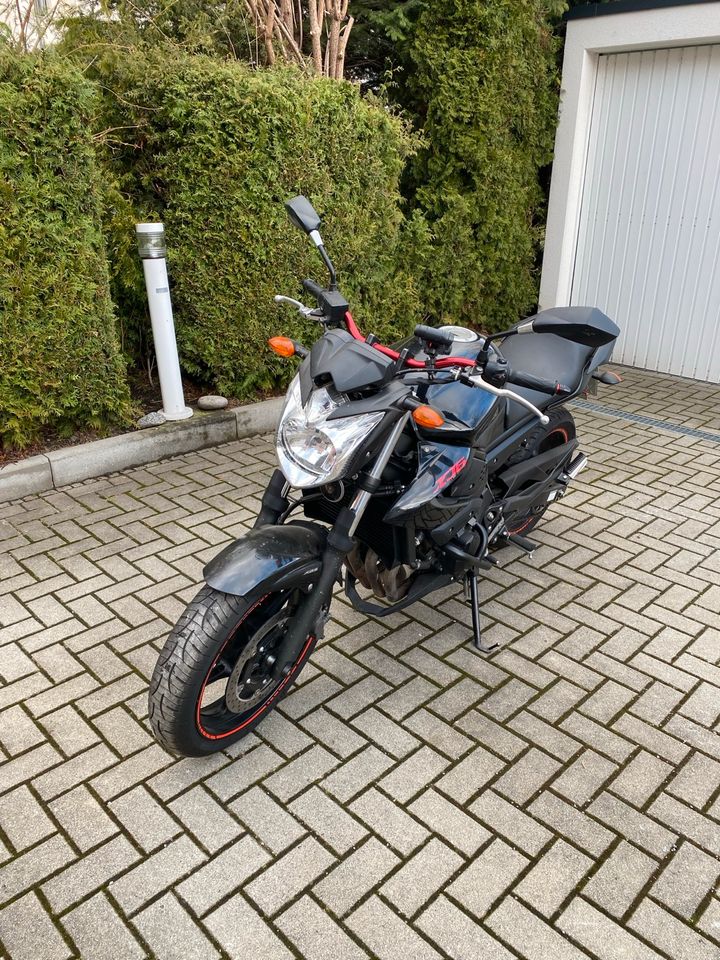 Yamaha Motorrad XJ6 RJ19 Naked Bike A2 in Dresden