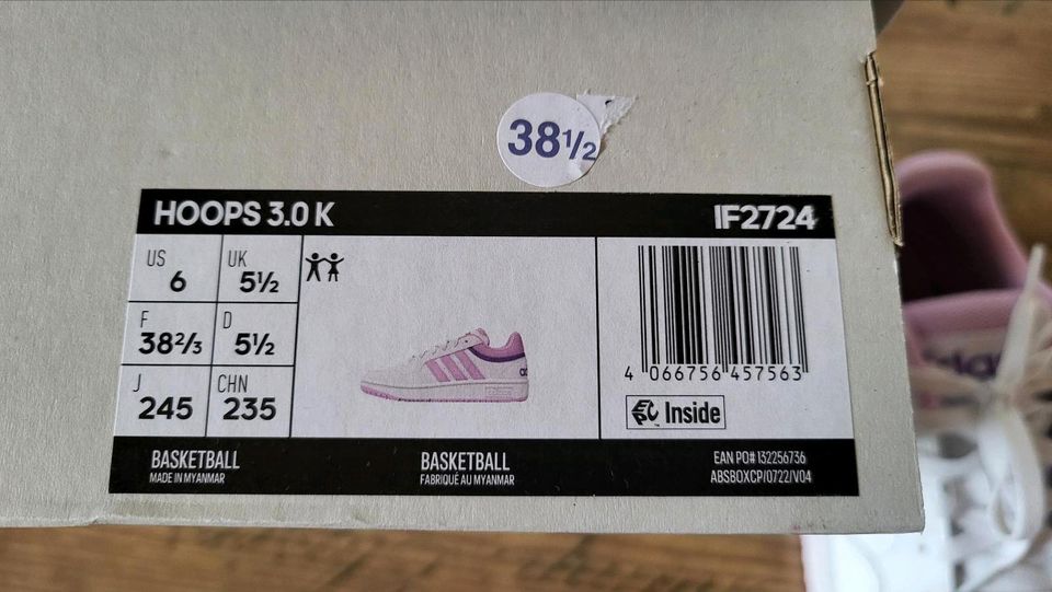 Adidas Sneaker Sportschuh 38 1/2 Basketball Hoops 3.0 K in Schiffdorf