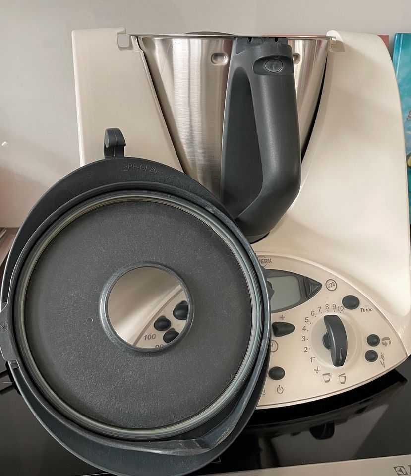 Vorwerk Thermomix TM31 weiß in Mettmann