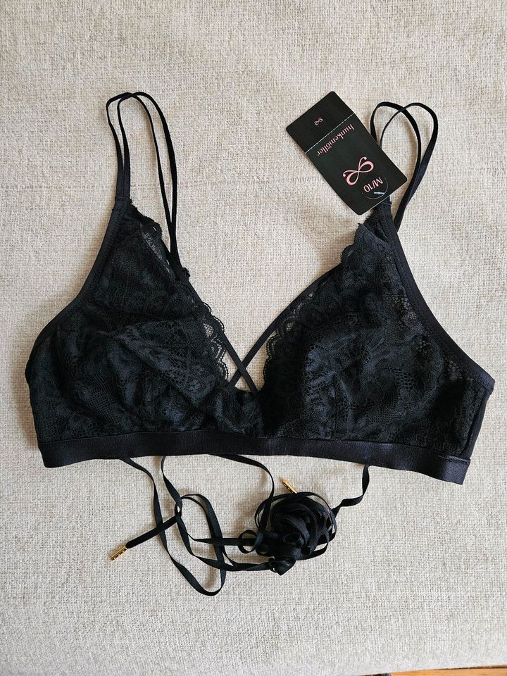 Schwarzer Spitzen BH Bralette Hunkemöller in Hamburg