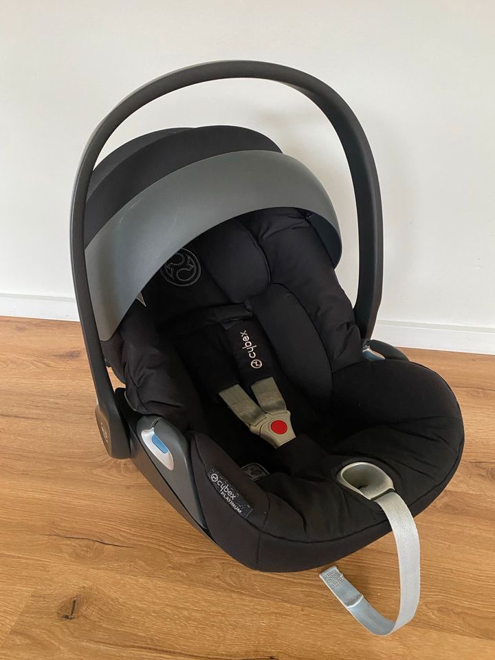 Cybex Cloud Z i-Size Babyschale Kindersitz OHNE Isofix Station in Treia