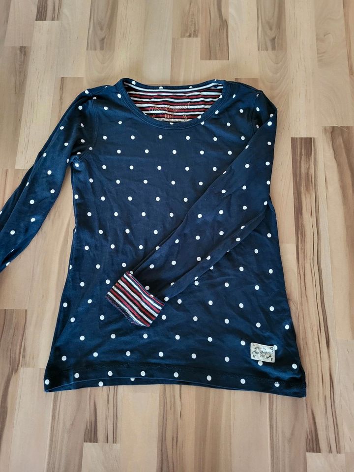 Esprit Langarmshirt Gr. M in Aurich