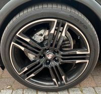 Porsche Cayenne 22 Zoll Felgen mit sehr guten Sommer Reifen Rheinland-Pfalz - Ludwigshafen Vorschau