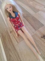 Barbie Puppe blond mit Bluse u. Rock 1991 Thüringen - Stadtilm Vorschau