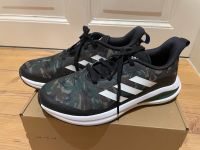 Turnschuhe Sportschuhe Adidas Camouflage - Gr. 40 NEU Schnäppchen Thüringen - Königsee Vorschau