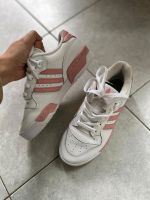 Adidas Schuhe rosa weiß rosa   nur Abholung Hannover - Döhren-Wülfel Vorschau