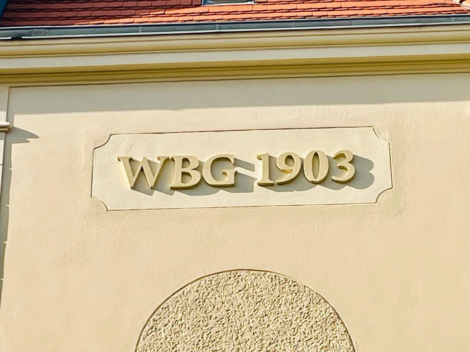 Stuck Fassade bundesweite Lieferung Säulen Stuckprofile Bossen in Wustrau