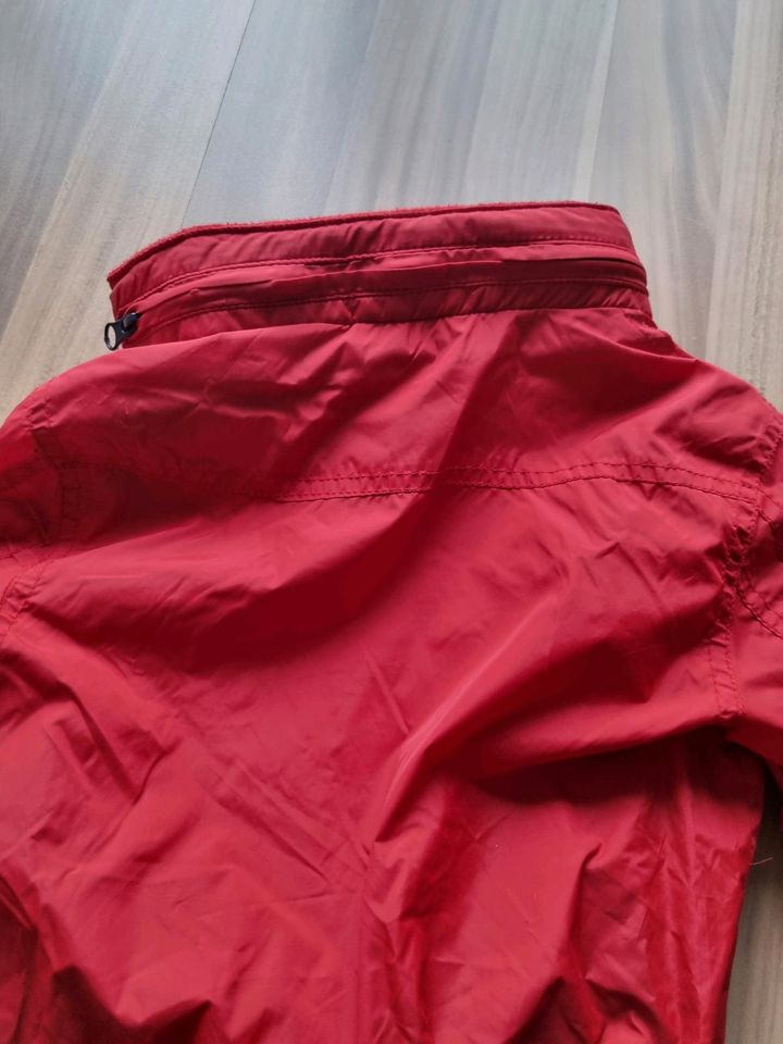 Jacke 92 von c&a in Troisdorf