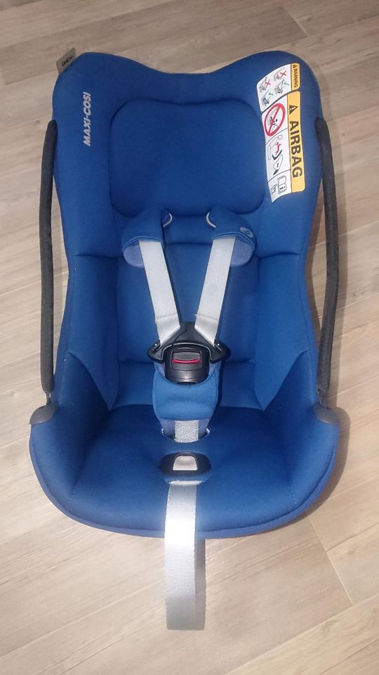 Maxi Cosi coral 360 + Family Fix in Rüdersdorf