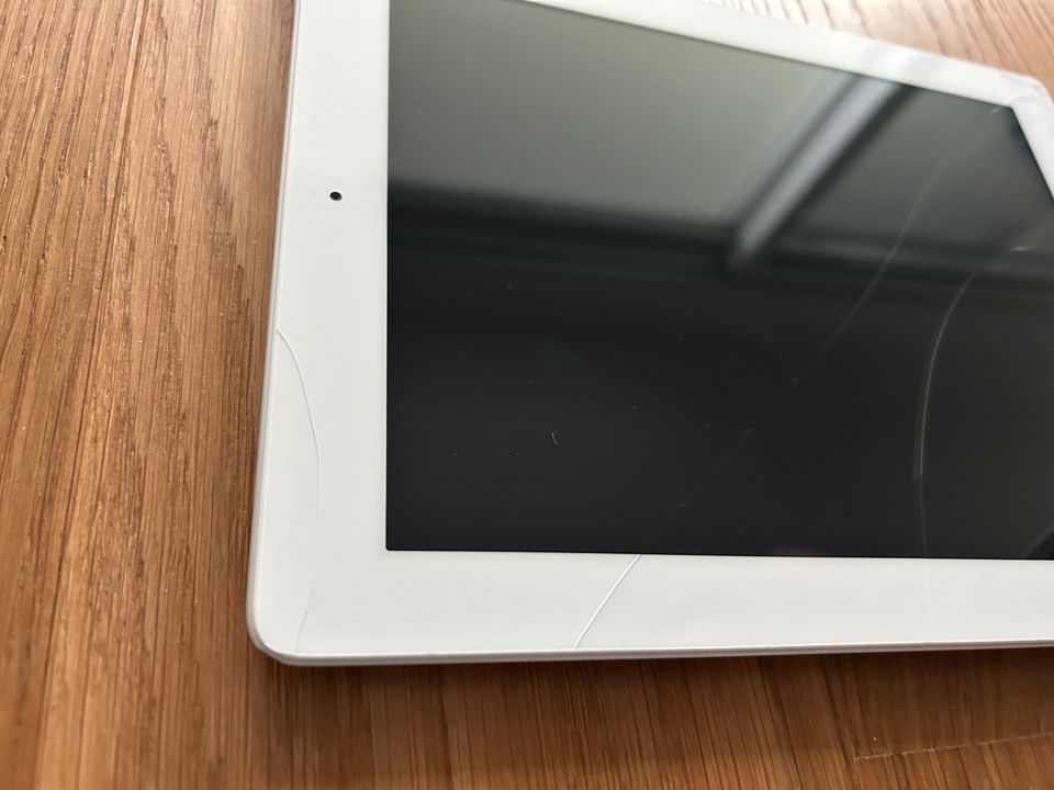 Apple iPad 4 WiFi 32GB Weiß Tablet in Friedrichshafen