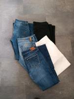 5x Jeans G-Star H&M Gang Gr. 40 bzw W29-30 Paket 1 Nordrhein-Westfalen - Kerpen Vorschau