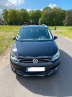 Volkswagen Touran 2.0 TDI DSG CUP Navi Pano PDC SHZ Niedersachsen - Heeslingen Vorschau