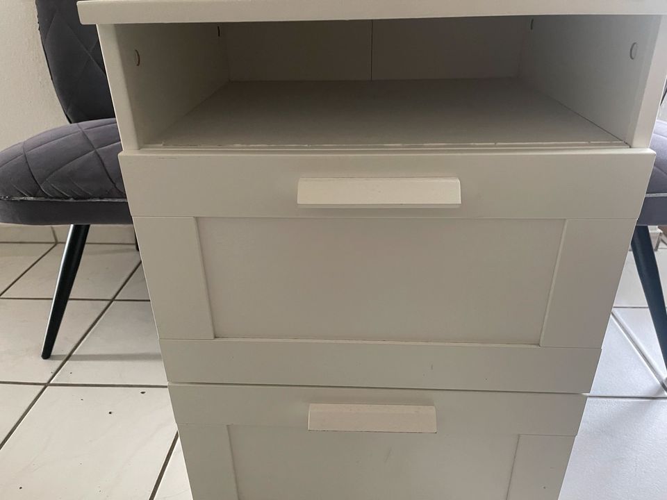weiße IKEA BRIMNES kommode mit 2 schubladen in Düsseldorf