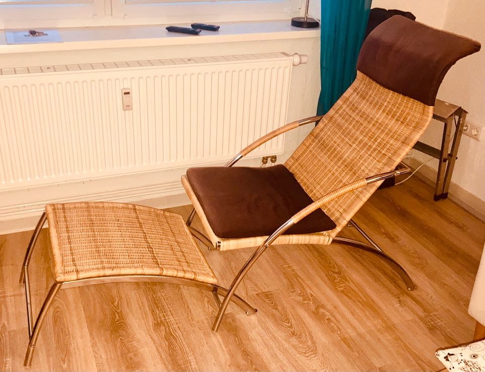 Rattan Sessel für ne Hocker mit Auflagen in Wilhelmshaven
