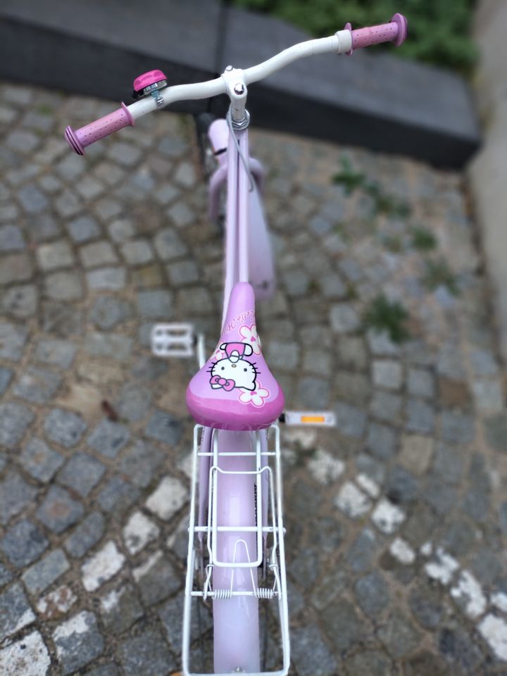 Mädchenkinderfahrrad in Stadtroda