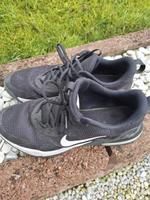 Nike Air Max Schuhe Größe 44.5 Hessen - Schmitten Vorschau
