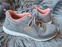 Skechers Memory Foam Sneakers Gr. 41 Inkl.Versand Nordrhein-Westfalen - Langenfeld Vorschau