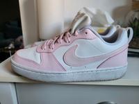 Nike Sneaker Größe 39 Niedersachsen - Cuxhaven Vorschau