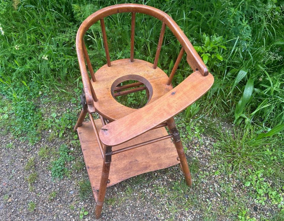Herlag Kinderstuhl Spielstuhl mit Spieltisch Hochstuhl - Antik in Schutterwald