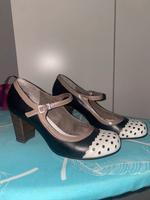 Pumps elegant besonders schön Nordrhein-Westfalen - Paderborn Vorschau
