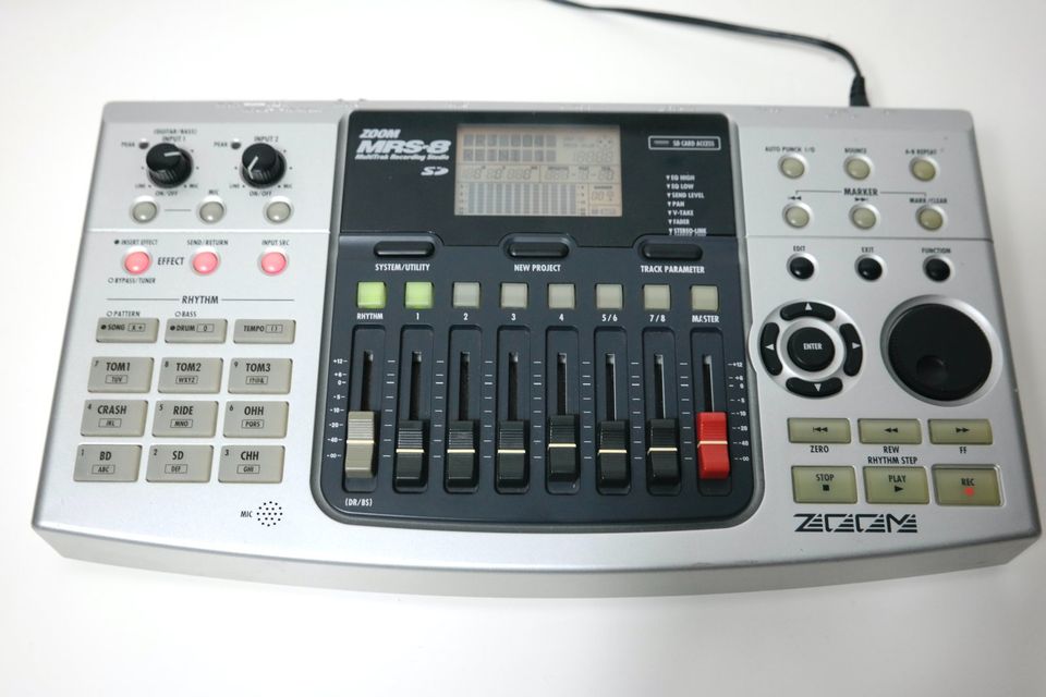 Zoom MRS-8 Multitrack-Rec. SD Effects u. Drum/Bass-Computer,Mixer in Berlin