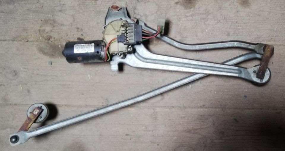 Ford Granada MK2 MK3 Scheibenwischermotor Front Heck in Ohrum