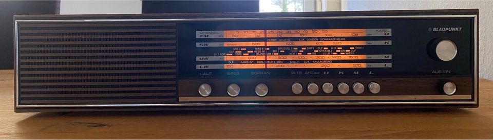 Altes Blaupunkt Verona Radio in Göttingen