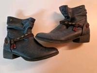 BRUNO BANANI HALBSTIEFEL STIEFELETTE SCHUHE Niedersachsen - Hildesheim Vorschau