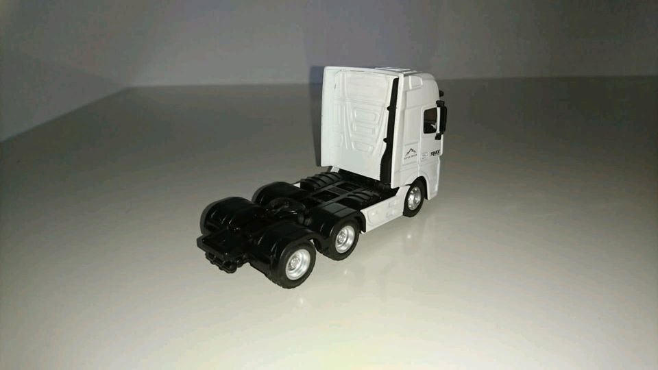 MB Actros 1:50 Neu in Bad Salzungen