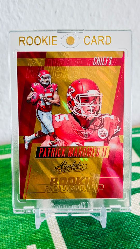 2017 Absolute Panini Patrick Mahomes Rookie Card in Buseck