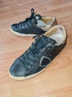 Philippe Model Sneaker Schuhe schwarz gold Gr. 39 Nordrhein-Westfalen - Moers Vorschau