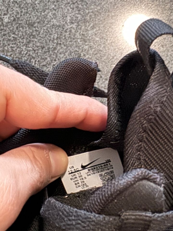 Nike Air Max Infinity Größe 30 neu in Düren