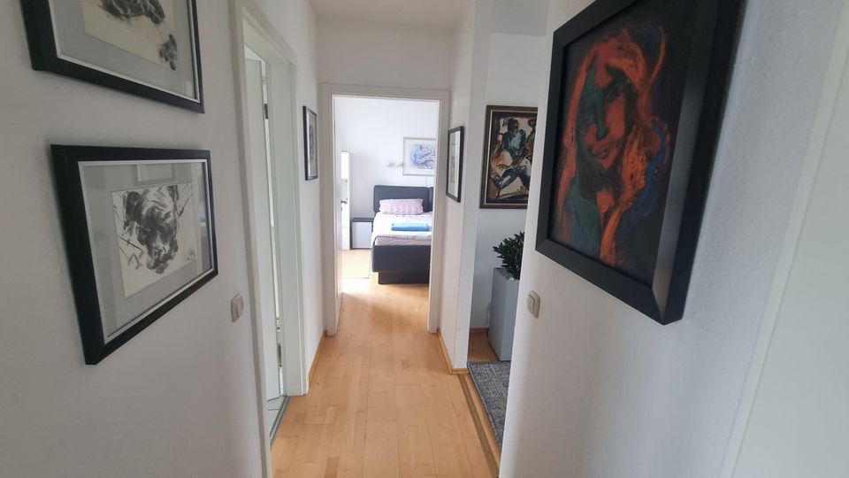 Zentral und Modern: Exklusive 3-Zimmer-Wohnung inkl. Möbel in Frankfurt Oberrad in Frankfurt am Main