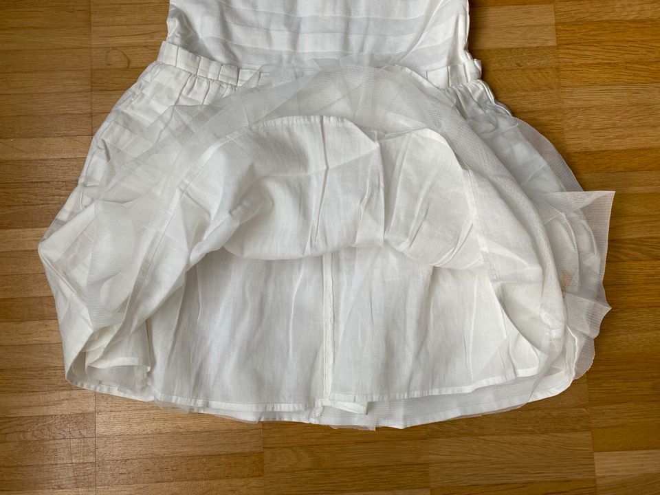 NEU Mädchen Steiff Kleid Gr. 110 festlich ecru Bärchen Creme weiß in Mülheim (Ruhr)