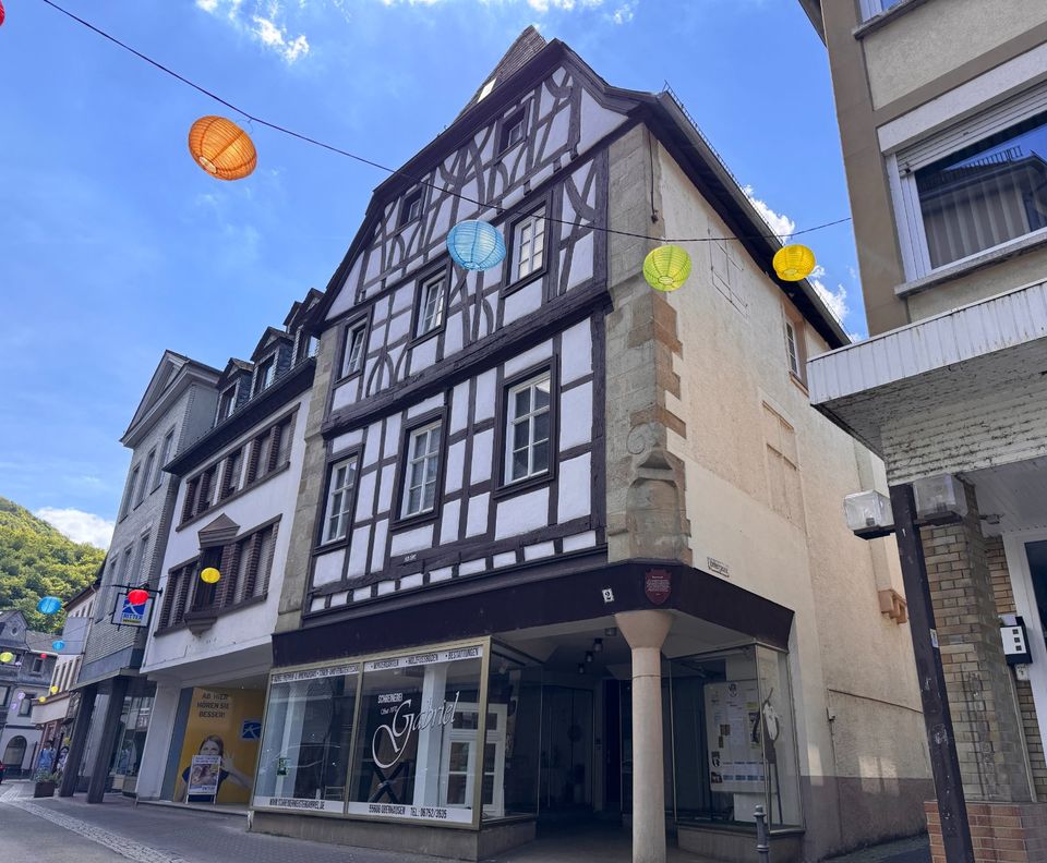 HISTORISCHES WOHNHAUS AM MARKTPLATZ IN KIRN | DACHTERRASSE | INNENSTADTLAGE | DENKMALSCHUTZ in Kirn