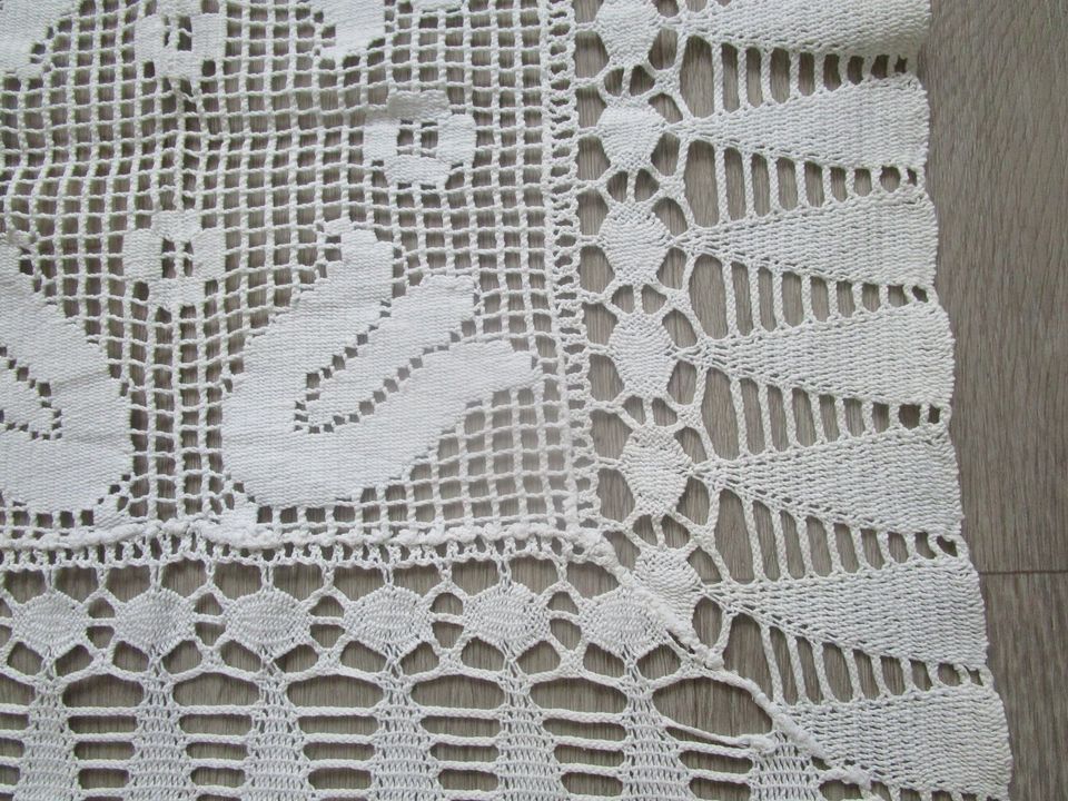 Deckchen Handarbeit Baumwolle Wollweiss 46 x 46 cm Nr. 9 in Castrop-Rauxel