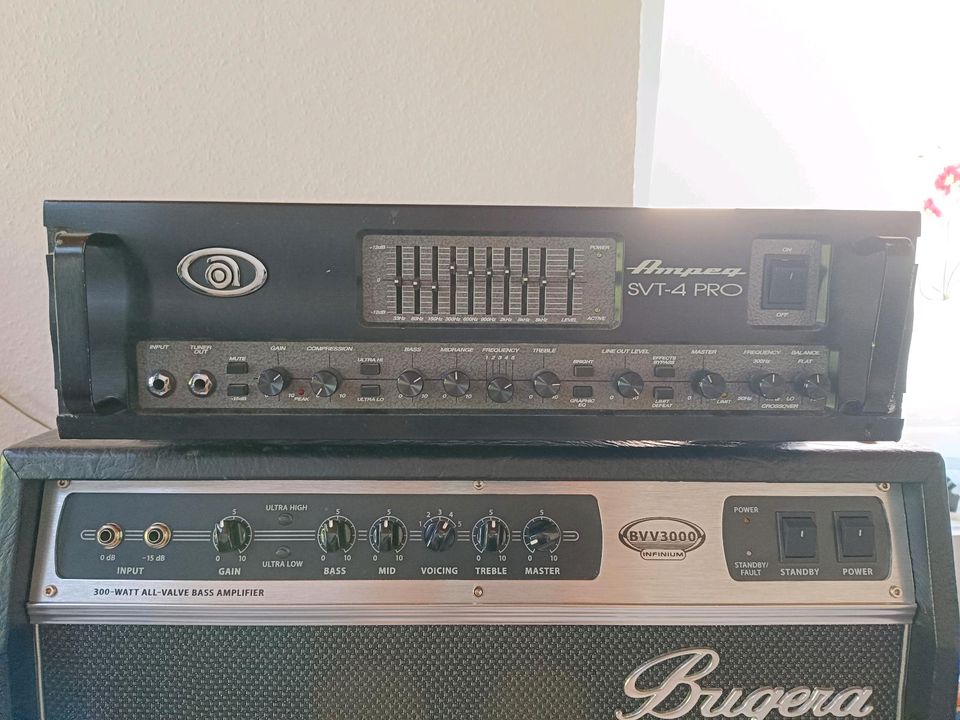 Ampeg SVT-4 Pro Made in USA 230V in Velbert