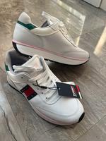 Tommy Hilfiger Sportschuhe Gr39,NEU Pankow - Französisch Buchholz Vorschau