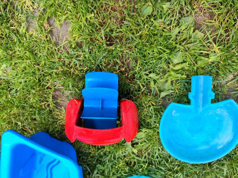 Wasserspielzeug Sandspielzeug Rohrleitungsbau-System in Itzehoe