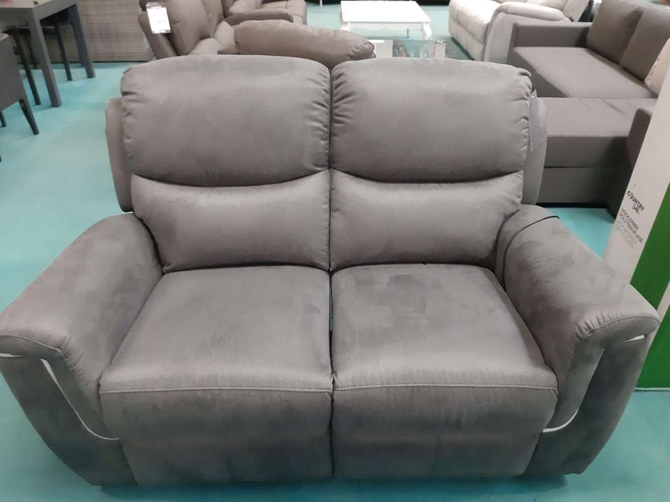 (MG) Sofa 2-Sitzer / Sofa / Einzelsofa / Couch statt 949€ in Zeitz