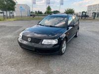 VW PASSAT 3B KOMBI 2.8 V6 4 MOTION LEDER KLIMA TÜV NEU TOP Nordrhein-Westfalen - Versmold Vorschau