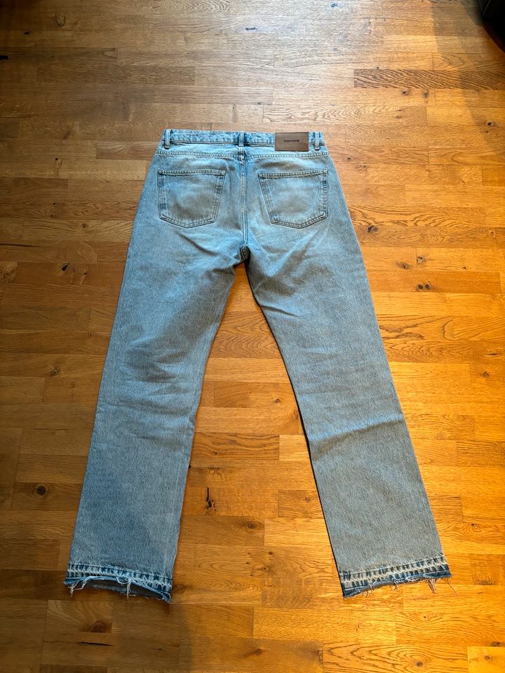 Hellblaue Eightyfive Jeans Open Hem / Straight 33. in Didderse