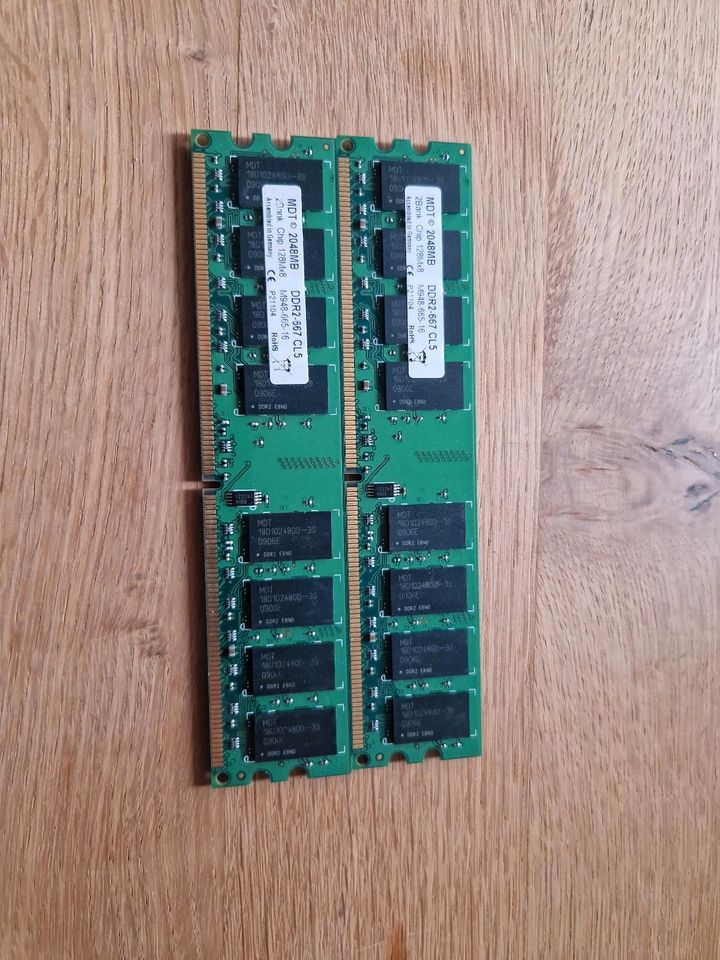 2x2GB MDT DDR2 667Mhz RAM in Aachen
