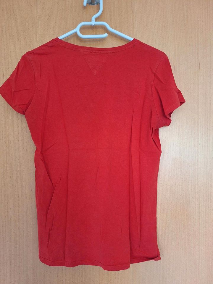 Tommy Hilfiger T-Shirt rot in Schneverdingen