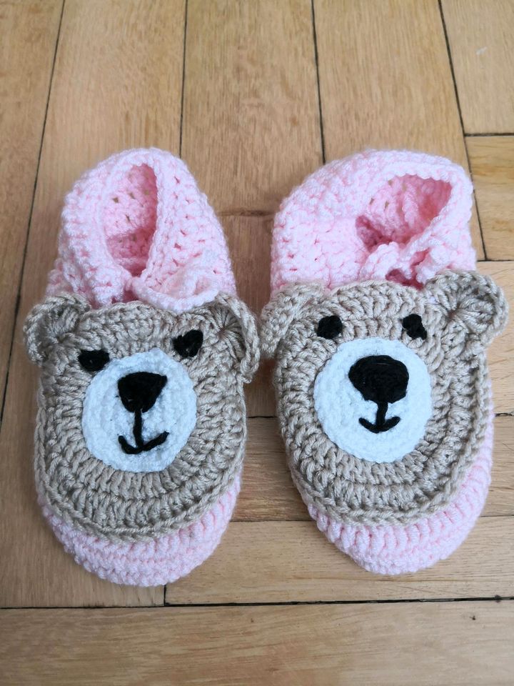 Babyschuhe, handmade, Wolle, Größe 23 in Quedlinburg