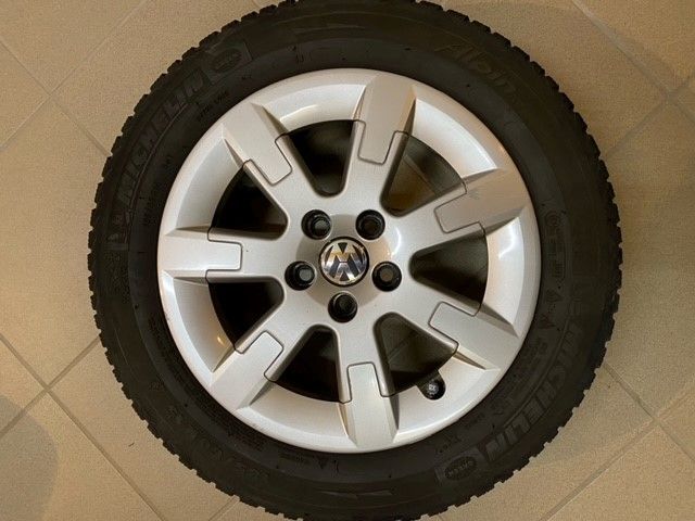 Winterreifen mit Original VW Alufelgen  für VW Polo 185/65R15 in Reckendorf