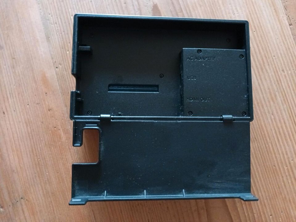 Nintendo Switch Dock Set in Feldkirchen-Westerham