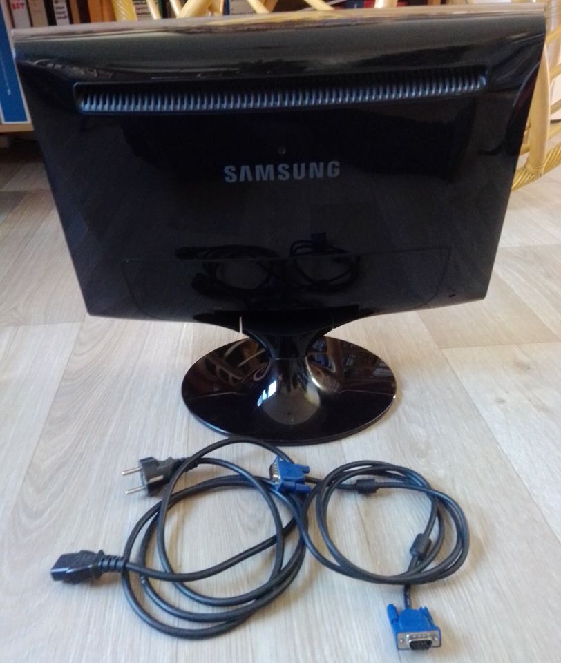 Samsung SyncMaster Monitor (Model T200, Model Code LS20TWHSUV/EN) in Jena